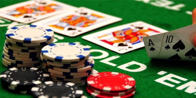 Cách chơi poker online và sử dụng chip khi cá cược